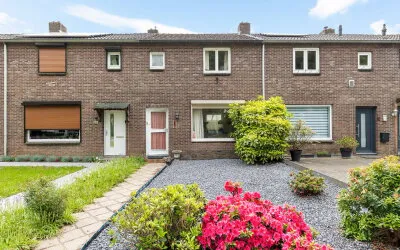 Tussenwoning te koop: Jans Kamperweg 7, Ophoven Sittard
