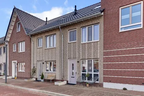 Tussenwoning te koop: Jantje Boonenstraat 23, De Eilanden Harderwijk