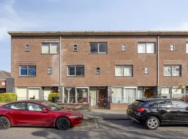 Tussenwoning te koop: Janusz Korczakstraat 50, F-buurt Amsterdam