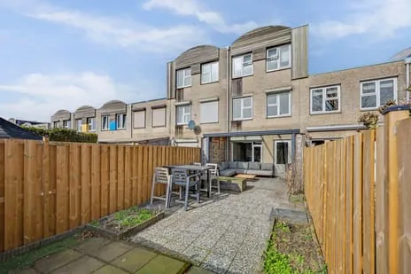 Tussenwoning te koop: Jasmijnlaan 183, Winterswijk-Zuidoost Winterswijk