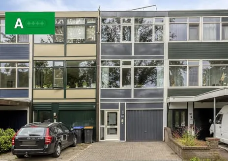 Tussenwoning te koop: Jasmijnlaan 99, Winterswijk-Zuidoost Winterswijk