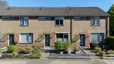 Tussenwoning te koop: Jasmijnstraat 103, Heggerenk Vaassen