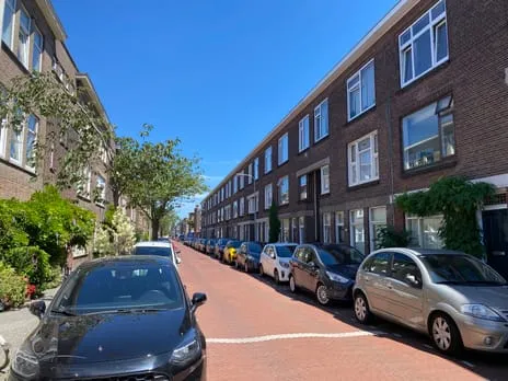 Apartment for sale: Jasmijnstraat 96, Heesterbuurt 'S-Gravenhage