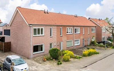 Hoekwoning te koop: Javalaan 71, Indische buurt Ede