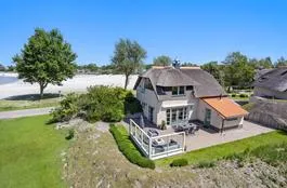 Vrijstaande woning te koop: Javaruggen 13, Idsegahuizum Makkum