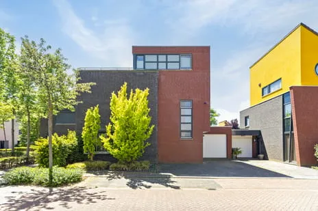 Tussenwoning te koop: Jean Monnetstraat 9, Herten Herten