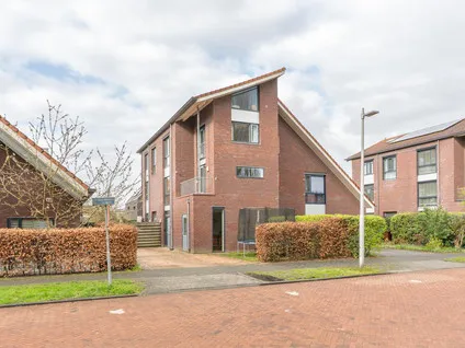 Twee-onder-één-kap te koop: Jean Gilbertlaan 26, Utrecht
