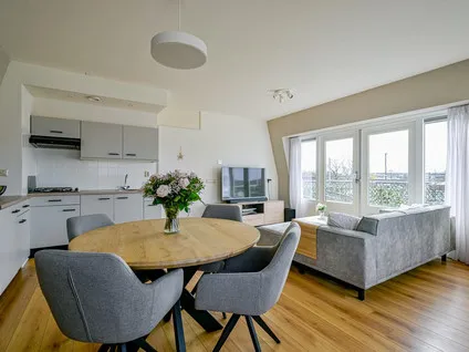 Appartement te koop: Jean Henri Dunantstraat 76B, Zuiderhoofdbuurt Krommenie