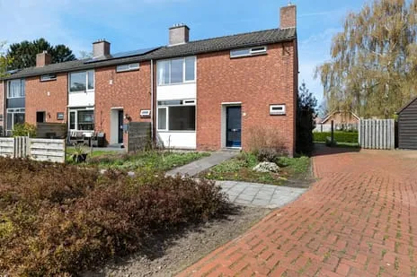 Hoekwoning te koop: Jeen Stokerstraat 23, Emmer-Compascuum-Centrum Emmer-Compascuum