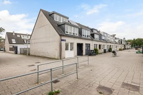 Hoekwoning te koop: Jelle Posthumapad 66, Gein 3 Amsterdam