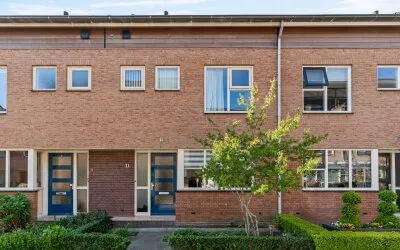 Tussenwoning te koop: Jenneke E. Bijlhof 11, Waarder