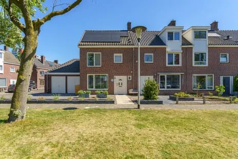 Hoekwoning te koop: Jeroen Boschstraat 28, Bloemvelden Helmond