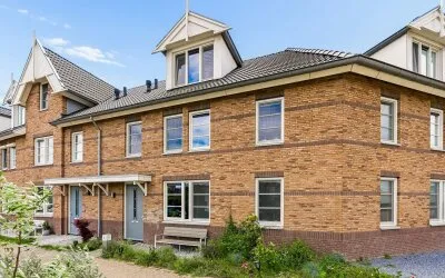 Tussenwoning te koop: Jesse Owensstraat 4, Olympiakwartier West (brt) Almere