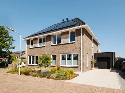 Twee-onder-één-kap te koop: Jhr. De Brauwstraat 2C, Groede Groede