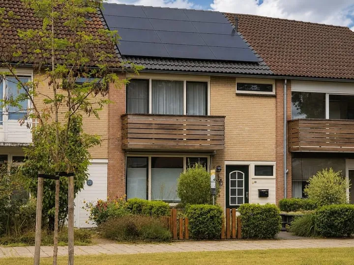Hoekwoning te koop: Jhr. van Coeverdenstraat 20, Oldenzaal