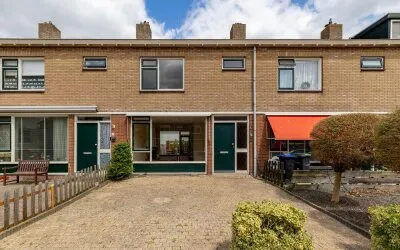 Tussenwoning te koop: Jhr. van de Wall Repelaerstraat 5, Dubbeldam-Noord Dordrecht