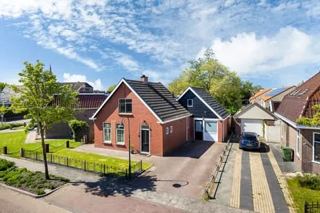 Vrijstaande woning te koop: Jislumerdyk 3, Birdaard Burdaard