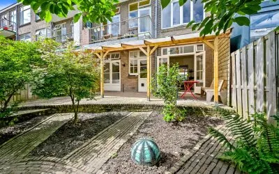 Apartment for sale: Joan Maetsuyckerstraat 142, Bezuidenhout-Oost 'S-Gravenhage