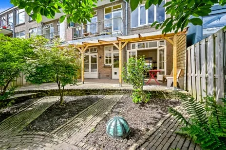 Appartement te koop: Joan Maetsuyckerstraat 142, Bezuidenhout-Oost 'S-Gravenhage