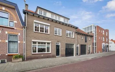 Tussenwoning te koop: Joannes Antonides van der Goeskade 41, Goes-Centrum Goes