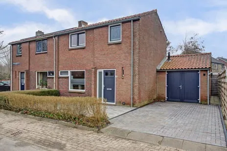 Twee-onder-één-kap te koop: Jochem Blaauboerstraat 14, Schagerbrug (woonkern) Schagerbrug