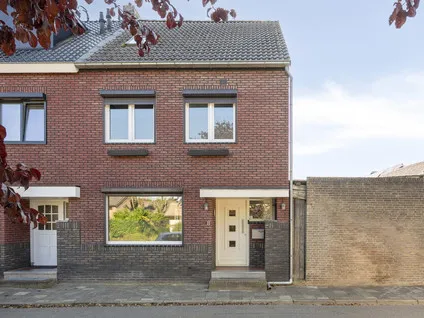 Koopwoning: Jodenstraat 8 in Geleen - €298.000 - 159m²