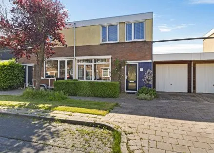 Twee-onder-één-kap te koop: Johan Bongastraat 8, Lemmerweg-Oost Sneek
