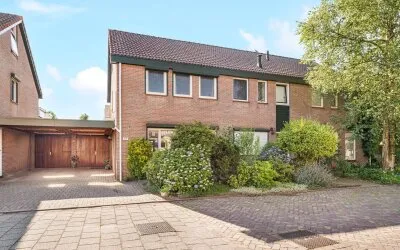 Tussenwoning te koop: Johan Buziaustraat 179, Molendijkhoek Hengelo