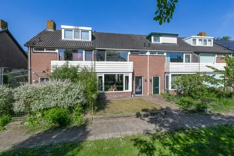 Tussenwoning te koop: Johan Frisohof 10, Hoevelaken-Oranjebuurt-Horstbeek Hoevelaken