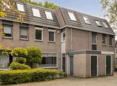Tussenwoning te koop: Johan Frisopark 20, Naastenbest Best