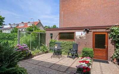 Corner house for sale: Johan Maurits van Nassaulaan 39, Biezenbuurt Santpoort-Noord