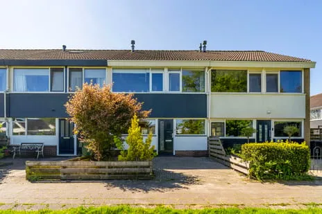 Tussenwoning te koop: Johan Winklerwei 395, Westeinde Leeuwarden