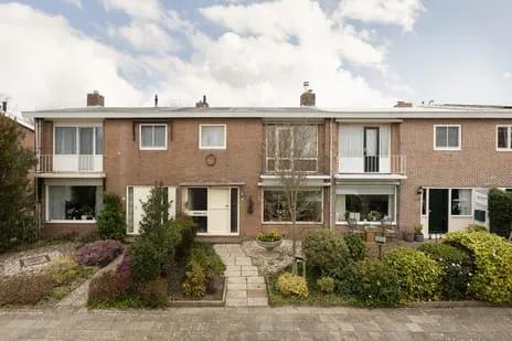 Tussenwoning te koop: Johan de Wittplein 12, Zwetteplan Sneek