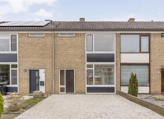 Tussenwoning te koop: Johan de Wittstraat 16, Staatsliedenbuurt Alblasserdam