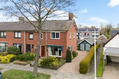 Hoekwoning te koop: Johan ter Schoeleweg 71, Surhuisterveen Surhuisterveen