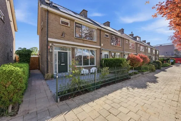 Hoekwoning te koop: Johann Sebastian Bachstraat 18, Slikkerveer Ridderkerk
