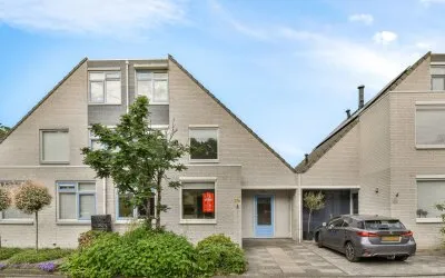 Tussenwoning te koop: Johanna Naber-erf 176, Johanna Naber-erf en omgeving Dordrecht