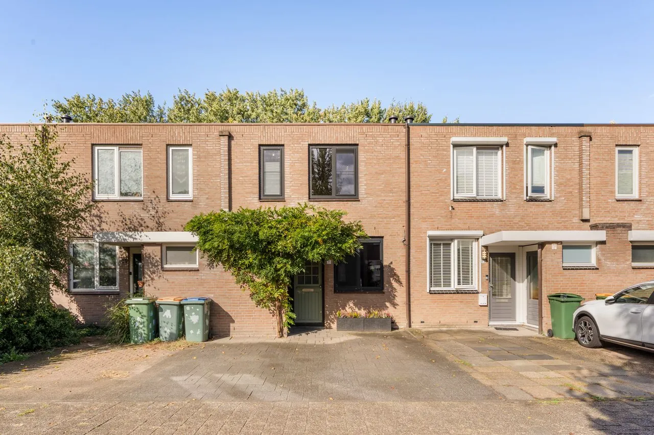 Tussenwoning te koop: Johanna Ufkesstraat 71, Breda