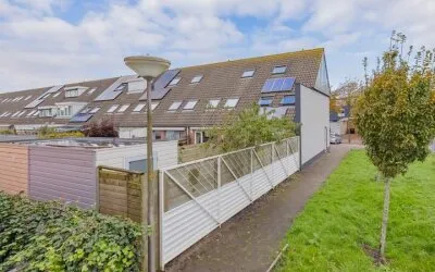 Hoekwoning te koop: Johanna Naberstraat 2, Weidbuurt Velserbroek