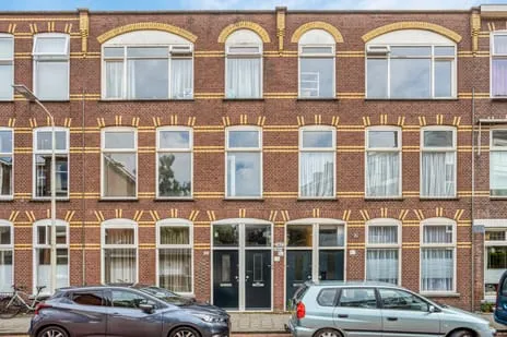 Apartment for sale: Johannes Camphuijsstraat 140, Bezuidenhout-Oost 'S-Gravenhage