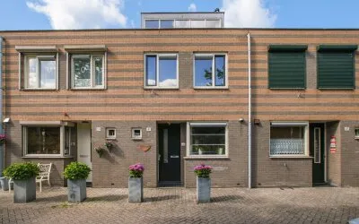 Tussenwoning te koop: Johannes J. Glasweg 41, Twiske-Oost Amsterdam