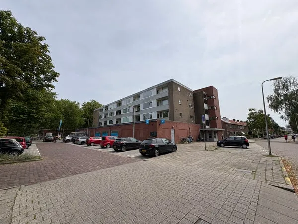 Appartement te huur: Johannes Sinthenstraat 100, Zwolseweg Deventer