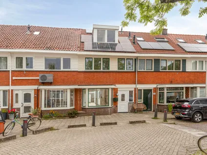 Tussenwoning te koop: Johannes Uitenbogaertstraat 37, Julianapark en omgeving Utrecht