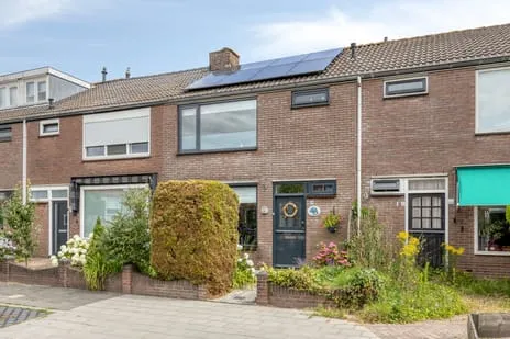 Terraced house for sale: Johannes Vermeerstraat 20, Bunschoten Bunschoten-Spakenburg