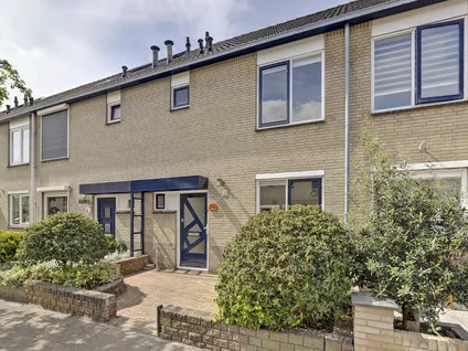 Tussenwoning te koop: Johannes Vermeerstraat 58, Zwartenhoek Monster