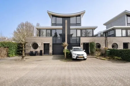 Hoekwoning te koop: Johannes Voorhoevestraat 47, 's-Gravenland Rotterdam