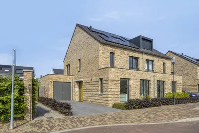 Twee-onder-één-kap te koop: John Fordstraat 3, Ressen Nijmegen