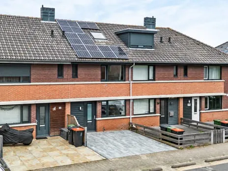 Terraced house for sale: John Raedeckerhof 43, Kersenboogerd-Zuid - Buurt 33 06 Hoorn