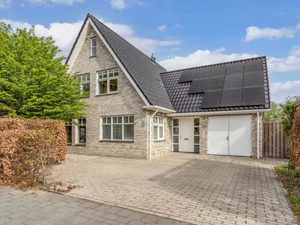 Vrijstaande woning te koop: John Daltonhage 8, Emmeloord