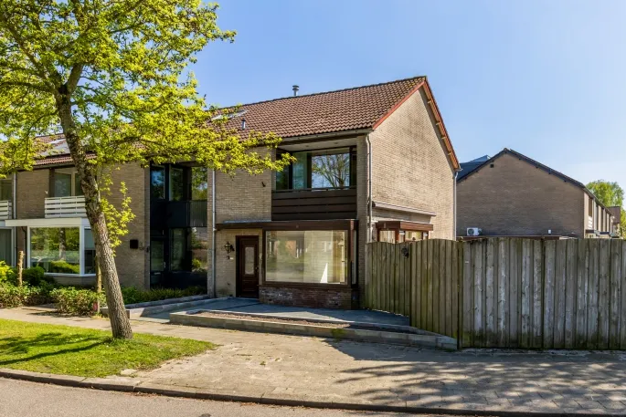 Hoekwoning te koop: John F. Kennedylaan 111, De Grift Woudenberg